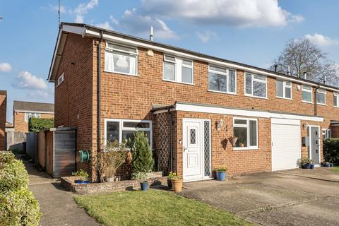 3 bedroom end of terrace house for sale, Willows Road, Bourne End, Buckinghamshire