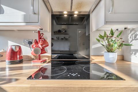 3 bedroom end of terrace house for sale, Willows Road, Bourne End, Buckinghamshire