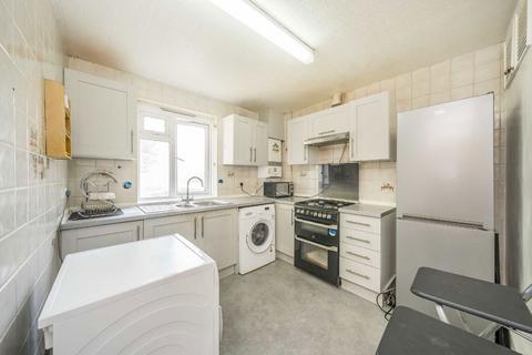 undefined, Tamworth Lane, Mitcham CR4