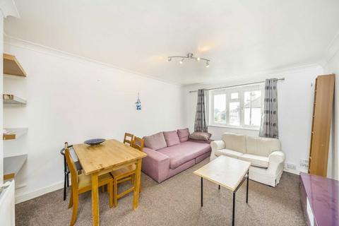undefined, Tamworth Lane, Mitcham CR4
