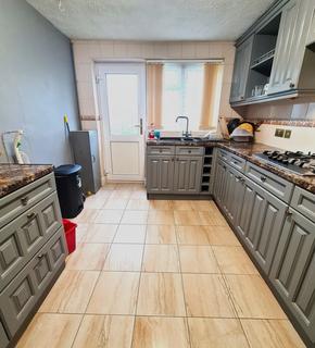 2 bedroom apartment for sale, Travellers Way, Hounslow, Greater London, TW4