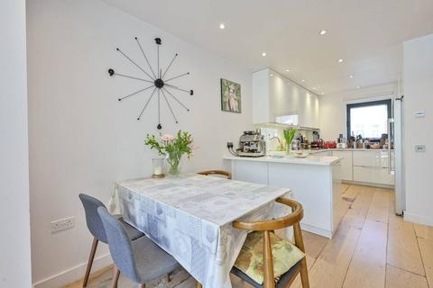 4 bedroom terraced house for sale, Newton Road, Wimbledon, London, SW19