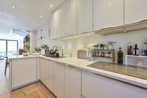 4 bedroom terraced house for sale, Newton Road, Wimbledon, London, SW19
