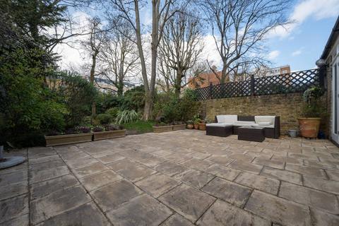 2 bedroom flat to rent, Marlborough Place, St John's Wood, London, NW8