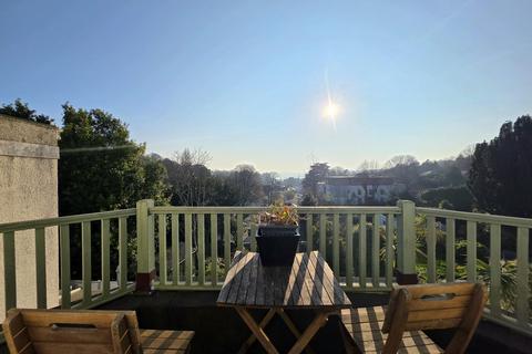 2 bedroom maisonette to rent, Lower Warberry Road, TORQUAY