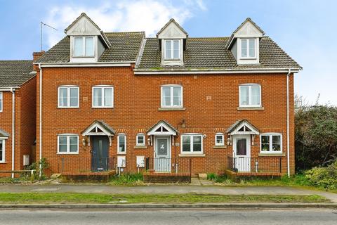 3 bedroom terraced house for sale, Clenchwarton Road, West Lynn, King's Lynn