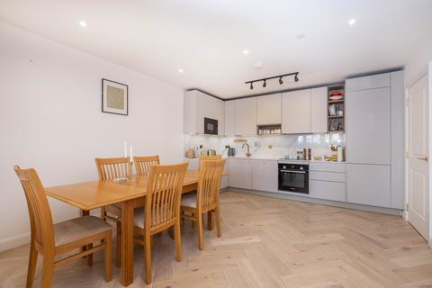 2 bedroom flat for sale, 14-18 Ravensbury Terrace, London, SW18