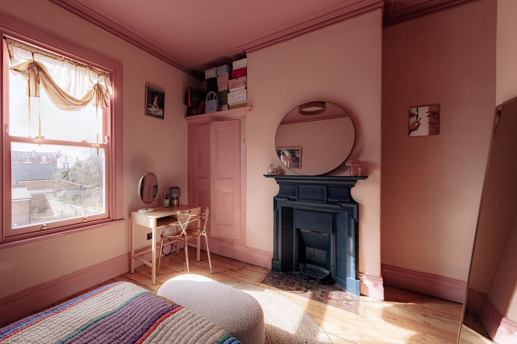 331454 - 22 Avenue Road 39.jpg