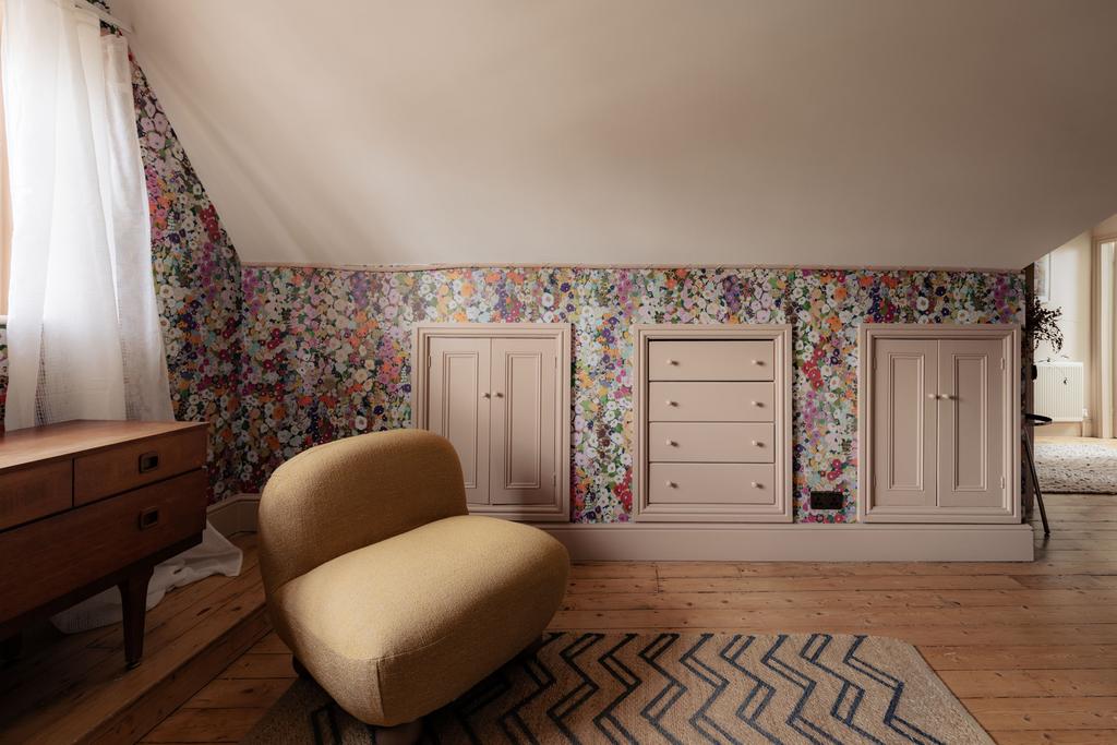 331461 - 22 Avenue Road 46.jpg