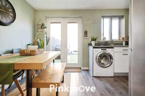2 bedroom semi-detached house for sale, Edmundsbury Road, Newport NP10