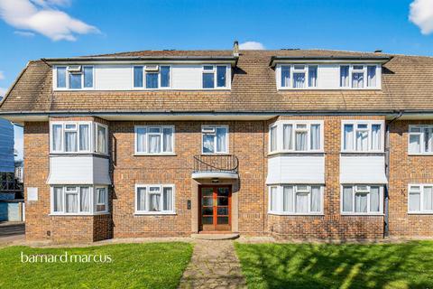 2 bedroom flat for sale, Eaton Road, Sutton