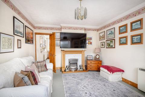 3 bedroom semi-detached house for sale, Apton Road, Bishop's Stortford, Hertfordshire, CM23