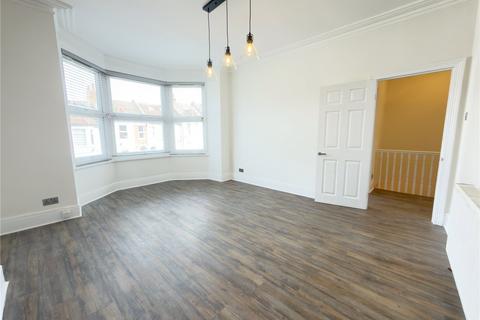 2 bedroom apartment to rent, Dollis Road, London, N3