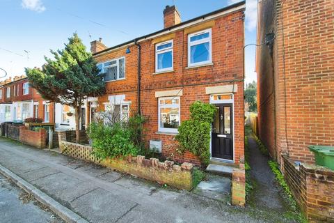 3 bedroom end of terrace house for sale, George Street, Basingstoke RG21