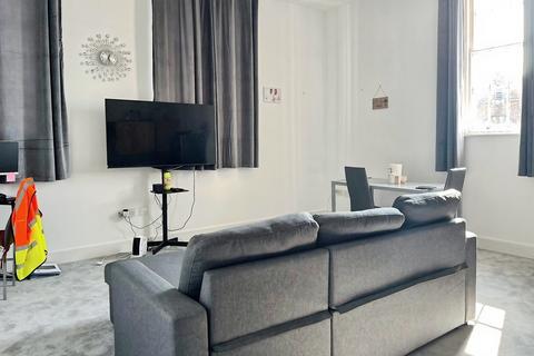 undefined, The Crescent, Gloucester