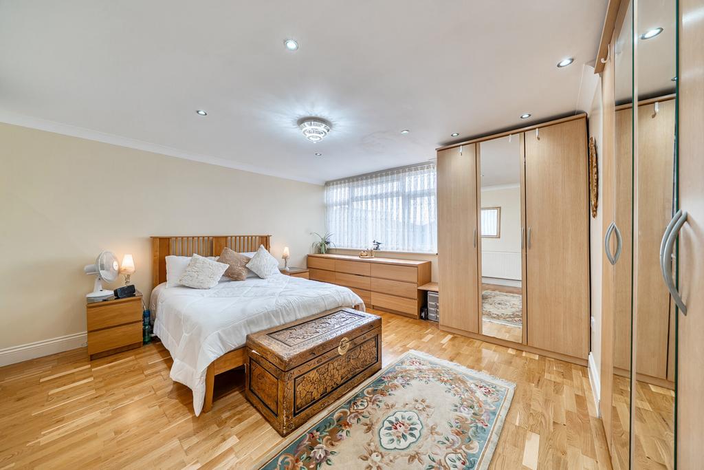 1422083-6-69b4199...