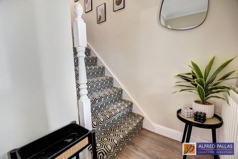 4 bedroom semi-detached house for sale, Lizard View, Whitburn