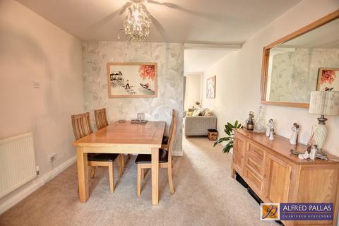 4 bedroom semi-detached house for sale, Souter View, Whitburn