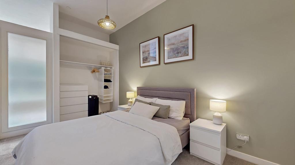 46-print-35 Cook Street 30