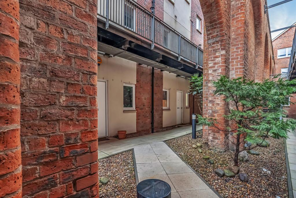 66-print-35 Cook Street 4