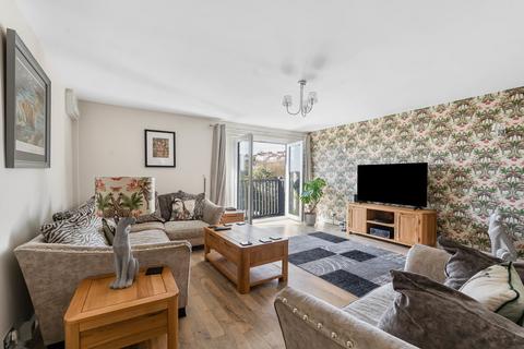 2 bedroom end of terrace house for sale, Gilbert Avenue, Teignmouth, TQ14 9NN