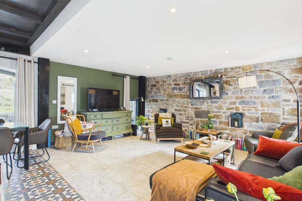 Open Plan Kitchen/Living/Dining Room