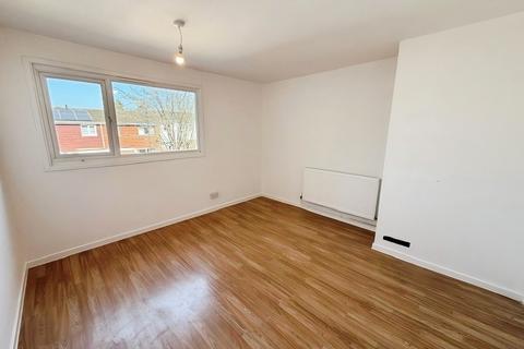 undefined, Bewbush, Crawley