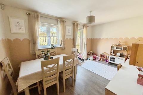 3 bedroom link detached house for sale, Elmhurst Gardens, Trowbridge