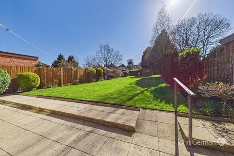 3 bedroom detached house for sale, Byron Street, Loughborough
