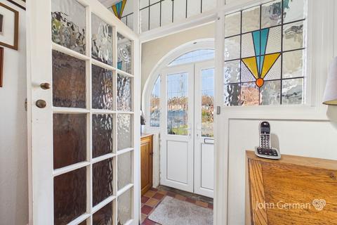 3 bedroom semi-detached house for sale, Church Road, Stretton