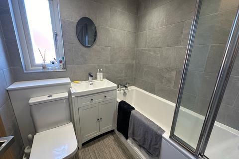 undefined, Oakwood Rise, TUNBRIDGE WELLS