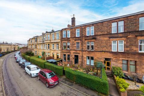 4 bedroom apartment for sale, Millbrae Crescent, Langside, Glasgow