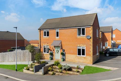 3 bedroom semi-detached house for sale, Wedgewood Way, Knottingley WF11