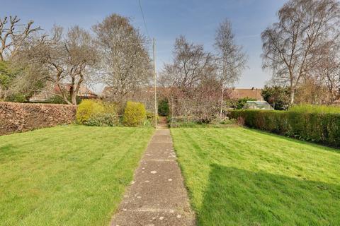 2 bedroom detached bungalow for sale, Hulbert Road, Bedhampton, Havant