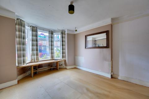 3 bedroom semi-detached house for sale, High Road, Felixstowe IP11