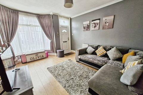 2 bedroom terraced house for sale, De La Pole Avenue, Hull HU3