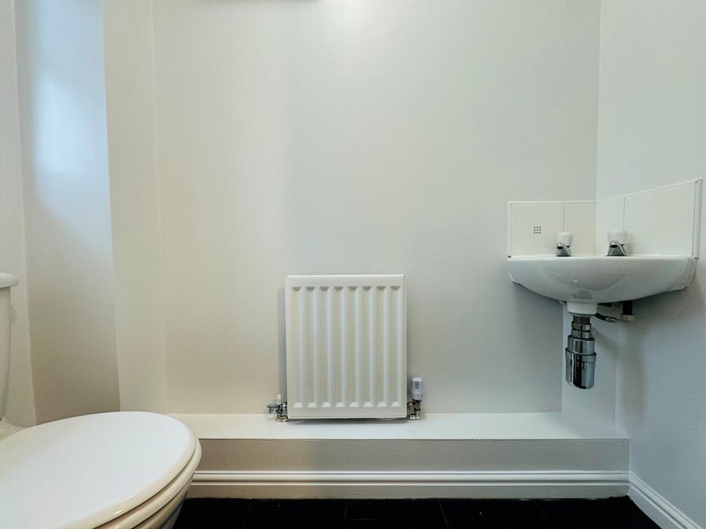 Tgate wc