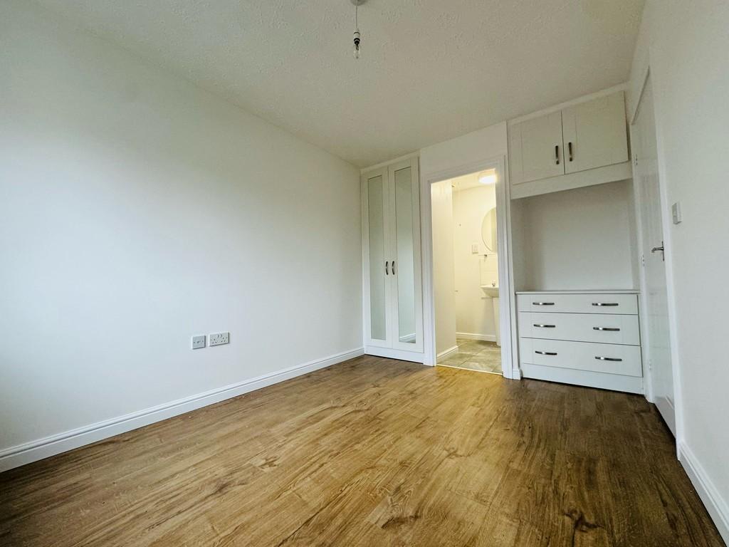 20 tgate bed1