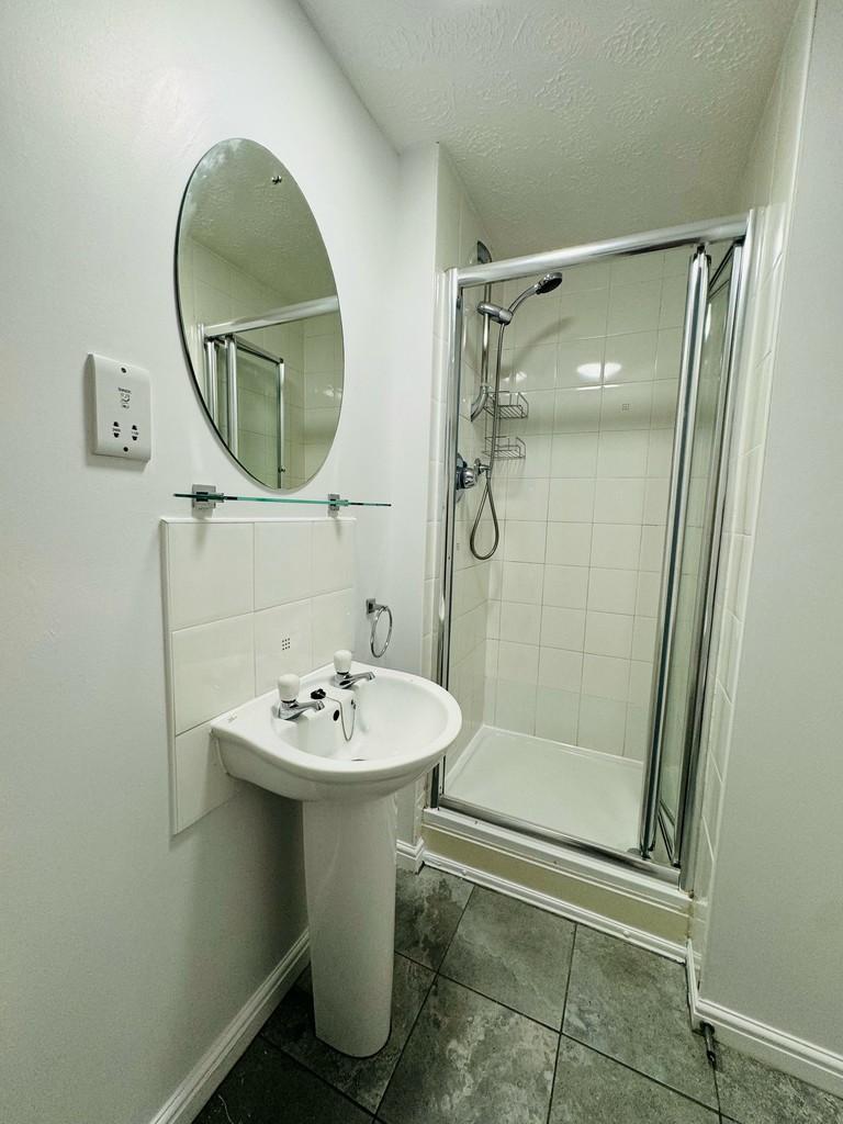 20 tgate ensuite