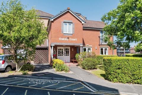 1 bedroom flat for sale, Oakley court