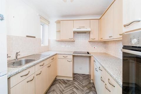 1 bedroom flat for sale, Oakley court