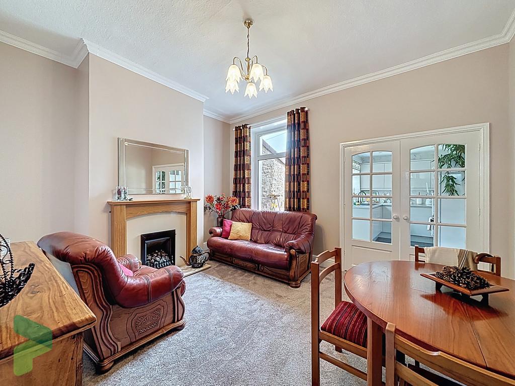 Dining room/Living Room