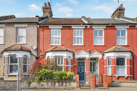 undefined, Graham Road, Turnpike Lane N15