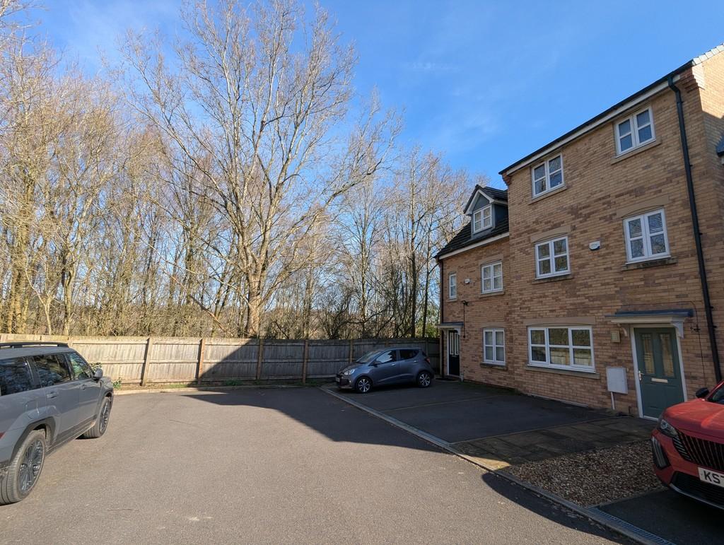 Pxl 20260318 100009094