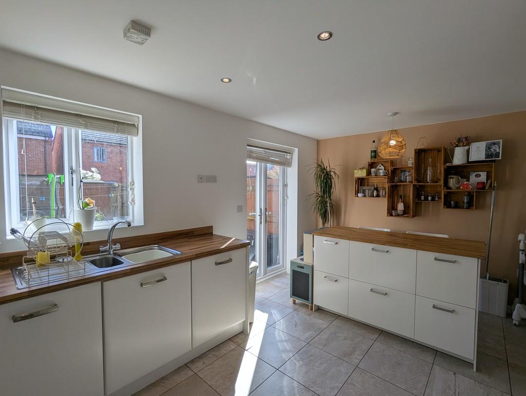 Pxl 20260318 102847287