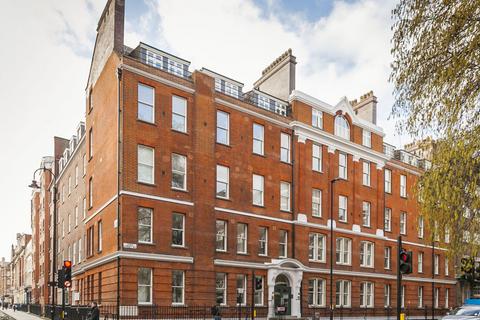 Studio to rent, Judd Street, London WC1H