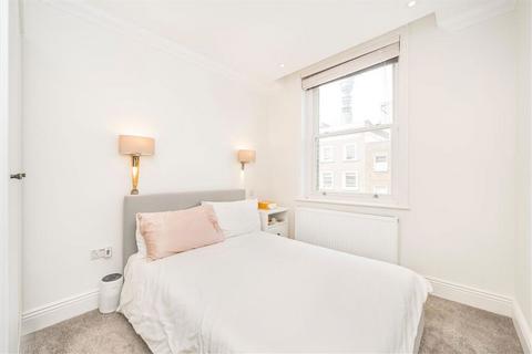 undefined, Goodge Street, London W1T