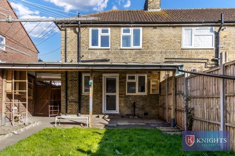 3 bedroom end of terrace house for sale, Brettenham Road, London, N18