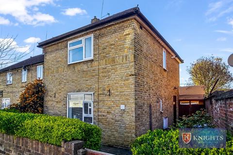 3 bedroom end of terrace house for sale, Brettenham Road, London, N18