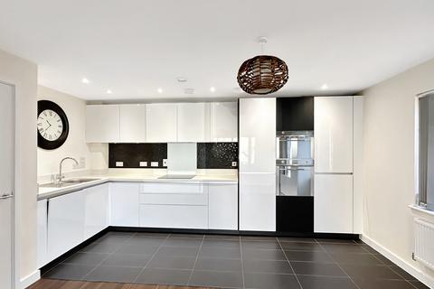 2 bedroom ground floor flat to rent, Addenbrookes Road, Cambridge CB2